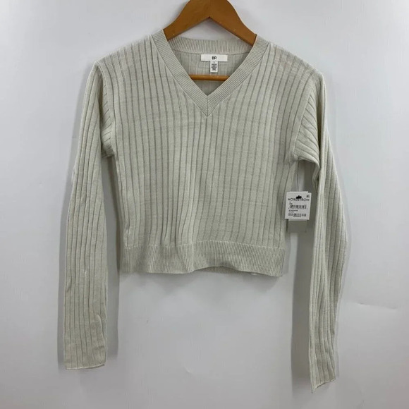 BP‎ Nordstrom Women's Cropped Lightweight Long Sleeve V Neck Sweater Size S NWT - Picture 1 of 15